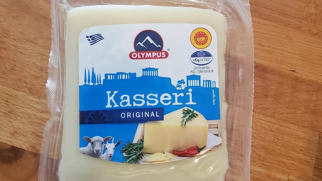 Kasseri Greek Cheese · Semi Hard Cheese, pasteurized sheep milk 80%, pasteurized goat milk 20% (Max)