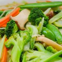 Mixed Vegetables / ผัดผักรวม · Choice of meat stir-fried with mixed vegetables in light garlic sauce.