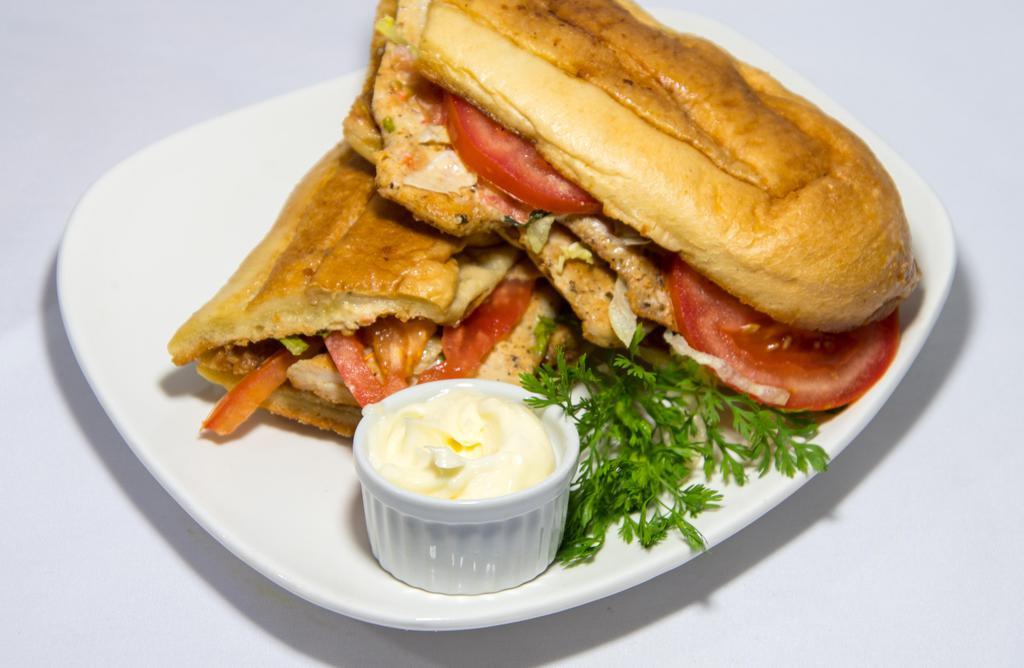 New York Sandwich · Grilled chicken with romaine lettuce, tomatoes and basil sauce.