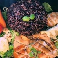 ~~Black Rice  Chicken Bowl~~ · Natural Black Rice Bowl with grilled- marinated Chicken, air baked cauliflower, steamed Broc...