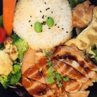 ~~Chicken  Bowl~~ · Japanese White Rice Bowl with grilled- marinated Chicken, air baked cauliflower, steamed Bro...