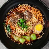 Braised Beef Noodle 红烧牛肉面. · 🌶️
Signature Noodle, made with a 36 Hour Beef Bone broth and Beef Shank, Chongqing Szechuan...