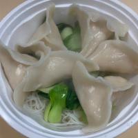 Chicken Dumpling Noodle Soup鸡饺汤面 · Savory light broth with noodles with chicken dumplings.