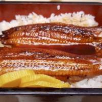 Una Don · Broiled eel over rice.