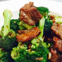 Beef With Broccoli · It comes with white rice.
