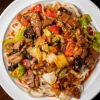 Handmade Noodle With Uyghur Stir-Fried Lamb / 过油肉拌面 · 