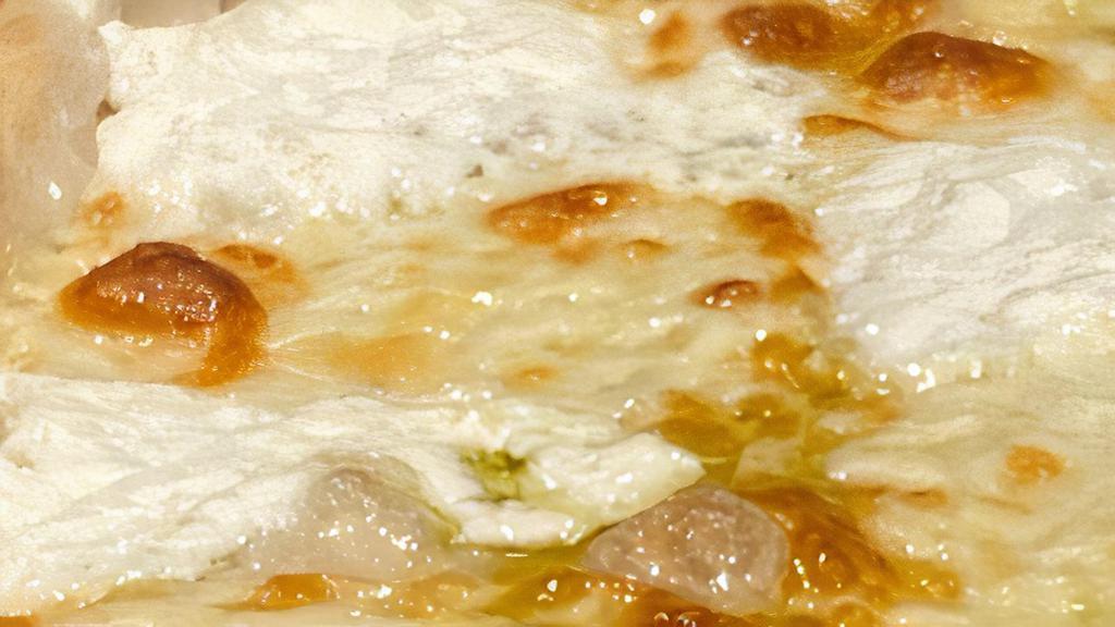 White Pie · Ricotta and mozzarella cheese.