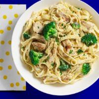 House Fettucini · Fettucini with alfredo sauce, chicken, broccoli, parsley, minced garlic, fresh bread crumbs