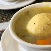 Grandma'S Matzoh Ball Soup · 