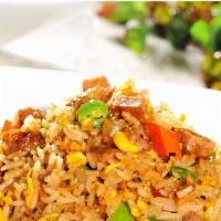 Diced Beef With Jalapeno Fried Rice / 小椒牛肉丁炒饭 · Spicy / 辣.