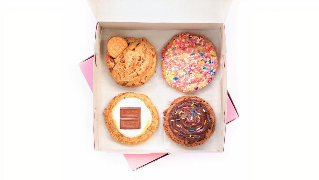 Cookies (Box Of 8) · *Call or check online for our seasonal D's Choice flavor
