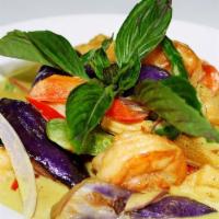 Green Curry Thai Entrée · Hot and spicy. Red onion, bell pepper, baby corn, eggplant, fried tofu, and basil cooked wit...