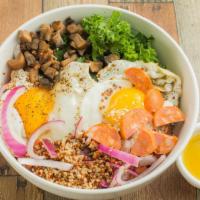 Luxury Bowl · 2 eggs, chorizo sausage, mushrooms, kale, onions, served with gluten-free quinoa.
