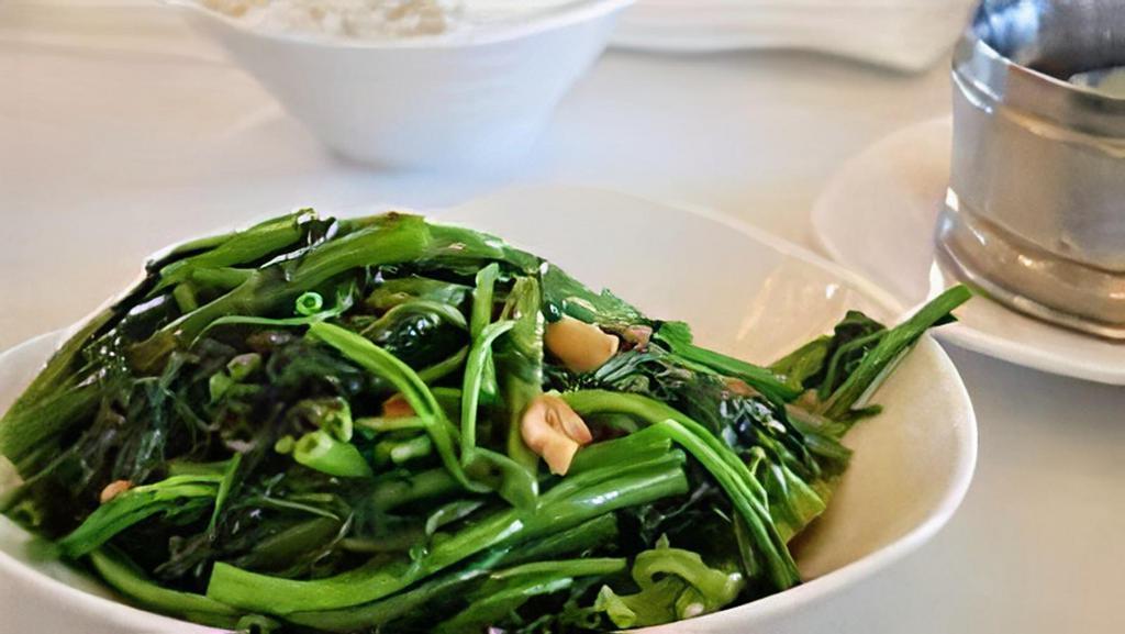 Ong Choy (Garlic Or Harm Ha) · popular tasty veggie with hollow stem.