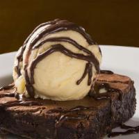 Jumbo Loaded Brownies With 1 Scoop Ice Cream & Whip Cream · 