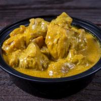 Coconut Milk Chicken Curry A La Carte · 16 ounces. Comes with parboiled basmati rice. Please note: spice levels cannot be adjusted.