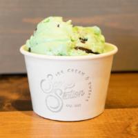 Medium Hard Ice Cream · Up to two flavors of your favorite hard ice creams