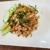 Thai Fried Rice · Carrot, tomatoes, scallion, garlic, onion, egg, Thai sauteed sauce