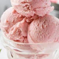 Straw Berry Ice Cream. · 
