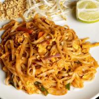 Pad Thai Chicken · Spicy. Rice noodle with Thai sauce.
