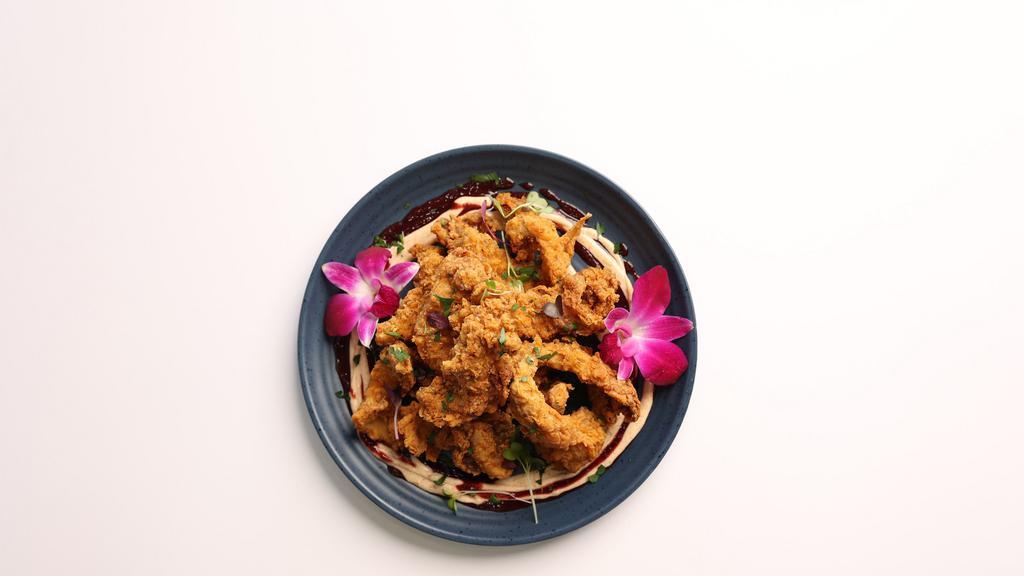 Kentucky Fried Mushrooms · Seasoned, battered & fried oyster mushrooms
served with BBQ and spicy aioli