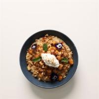 Warm Apples & Oats · Warm spiced apples with cinnamon crumble &
