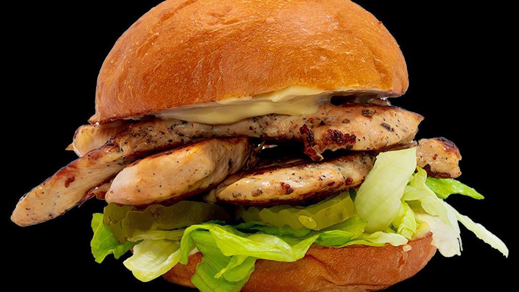 #15: Grilled Chicken Sandwich Combo · (Lettuce, Mayo, Pickles)                                . 1 Side, 1 Fountain Drink