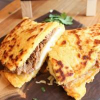 Pulled Beef & Cheese · 