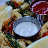 Calamari Fritti · Pomodoro & Aioli Sauce