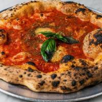Marinara · Tomato sauce Slow Food (san Marzano DOP eccellenze nolane), garlic, oregano and extra virgin...