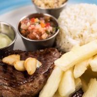 Picanha Grelhada No Alho · Grilled top sirloin with garlic served with French fries, farofa and homemade vinaigrette.