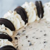 Fresh 8' Whole Oreo Mousse Cake For 6 To 8 People · This Oreo cookie mousse cake starts with a fudgy brownie, Oreo cheesecake, chocolate chip co...