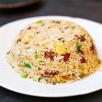 Hong Kong Style Fried Rice港式炒饭 · Ingredients:  popping rice, egg, pepper, sausage, onion