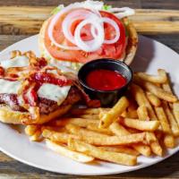 Bacon Cheeseburger Deluxe & Fries · Served with french fries.