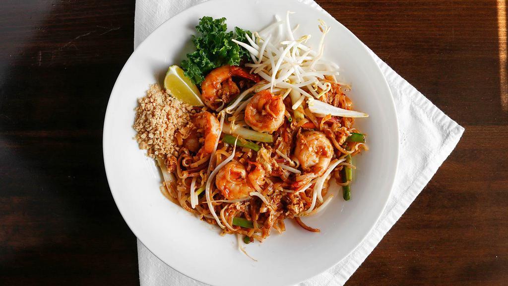 L- Pad Thai · Thai style stir fried rice flat noodle with veggies, egg, and crushed peanut. Served with soup.