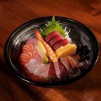 Chirashi · Sliced raw fish and other delicacies on a bed of sushi rice