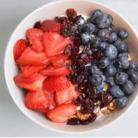 Triple Berry · Strawberries, Blueberries, Craisins, Honey