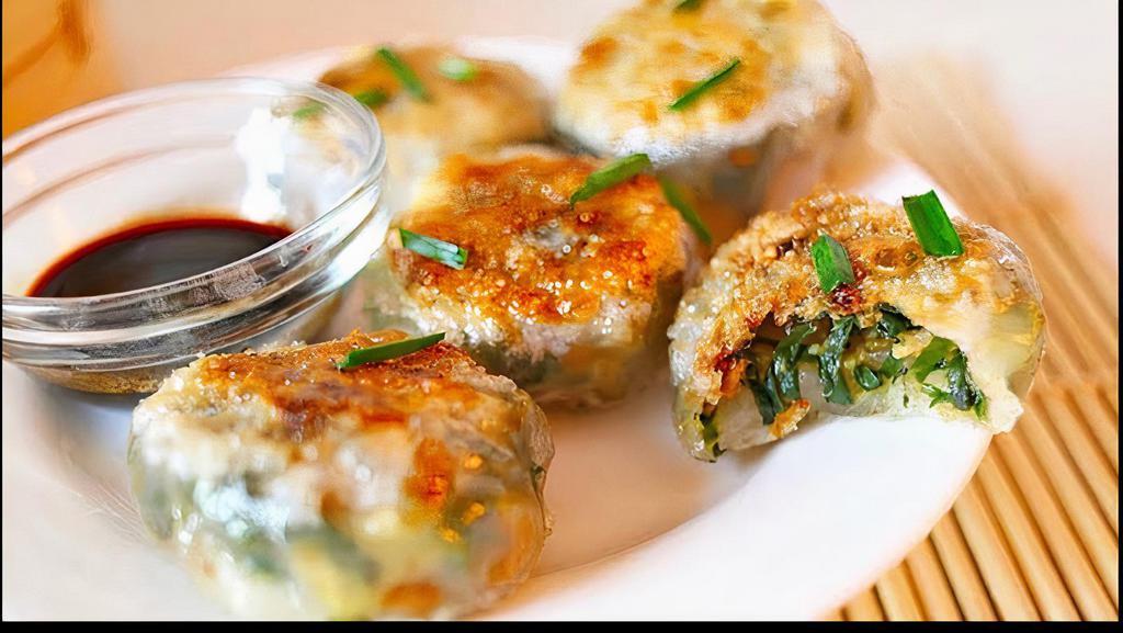 Veggie Grilled Dumpling  · 100% Chive Dumpling , vegan, vegetarian .