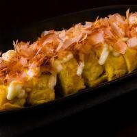 Korean Style Egg Roll With Cheese & Fish Roe 명란계란말이 · 