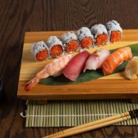 Amazing 4 Sushi Combo · 1 piece tuna, 1 piece salmon, 1 piece white fish, 1 piece shrimp, spicy tuna roll.