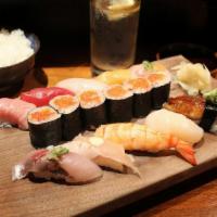 Sushi Deluxe · Chef's  10 pieces. Assorted sushi and one tuna roll.