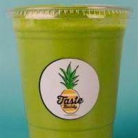 Green Lady · Strawberry | Pineapple | Spinach | Banana | Flax Seed | Greek Yogurt | Oat Milk
