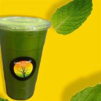 Black Power · Apple, kale, spinach, pineapple, lemon, ginger.