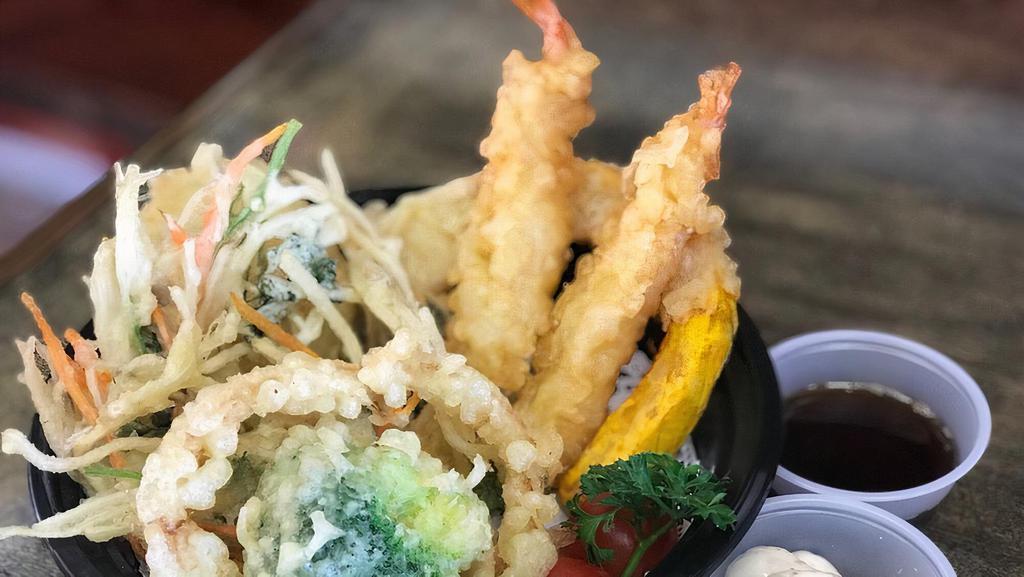 Shrimp Tempura Appetizer · Butter-fried 2-piece shrimp and 3-piece vegetable.
