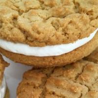 Fluffernutter · Peanut buttah cookies sandwiched between homemade marshmallow cream. 

(contains: nuts)

1 c...