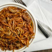Beef Lo Mein · Served with white rice and fried noodle.