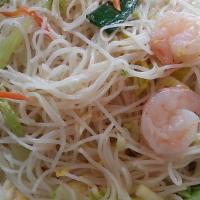 Shrimp Mei Fun / 虾仁米粉 · Thin noodles.