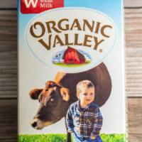 Half Gallon Organic Valley Skim Milk · 