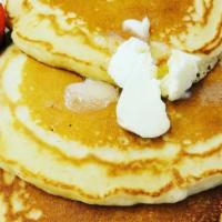 Fluffy Homemade Buttermilk Pancakes · thick and fluffy homemade pancakes