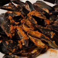 Mussels Marinara · Gluten free. Prince edward island mussels steamed in a white wine garlic or marinara sauce.